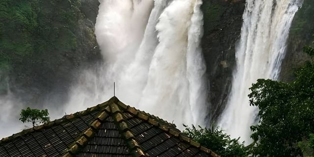 Cherry Cabs Tourist Place in Karnataka